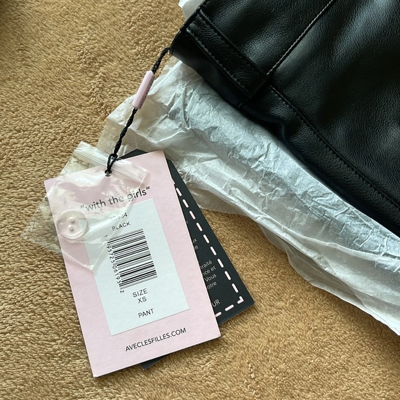 Avec Les Filles Cargo Pant
Size: XS - Picture 4 of 6